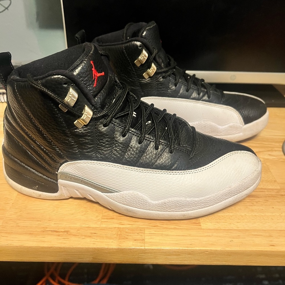 Men's Black and White Sneakers